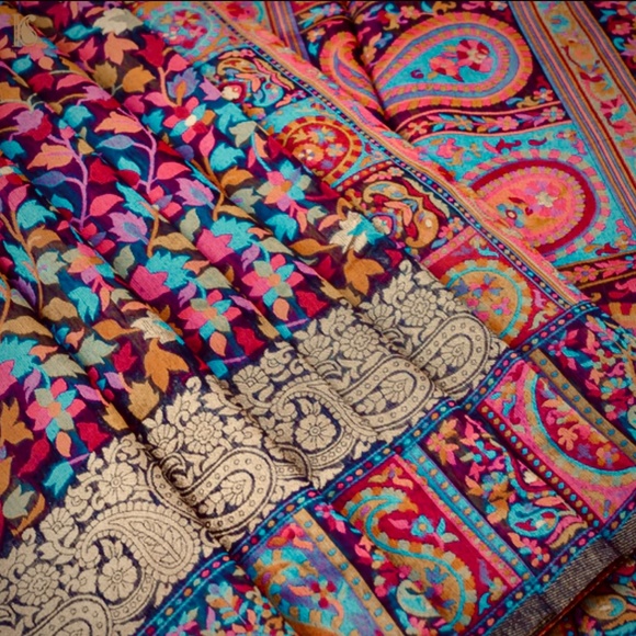 Kashmiri Modal Silk Sarees - Picture 4 of 4